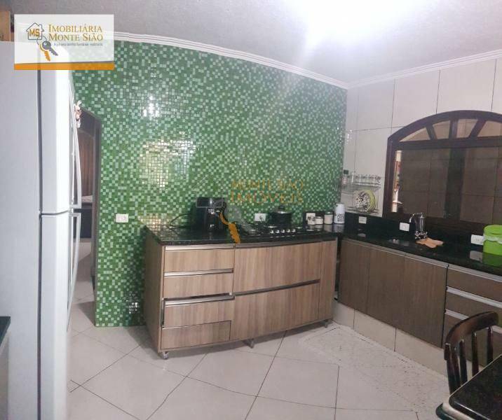 Sobrado à venda com 3 quartos, 250m² - Foto 5