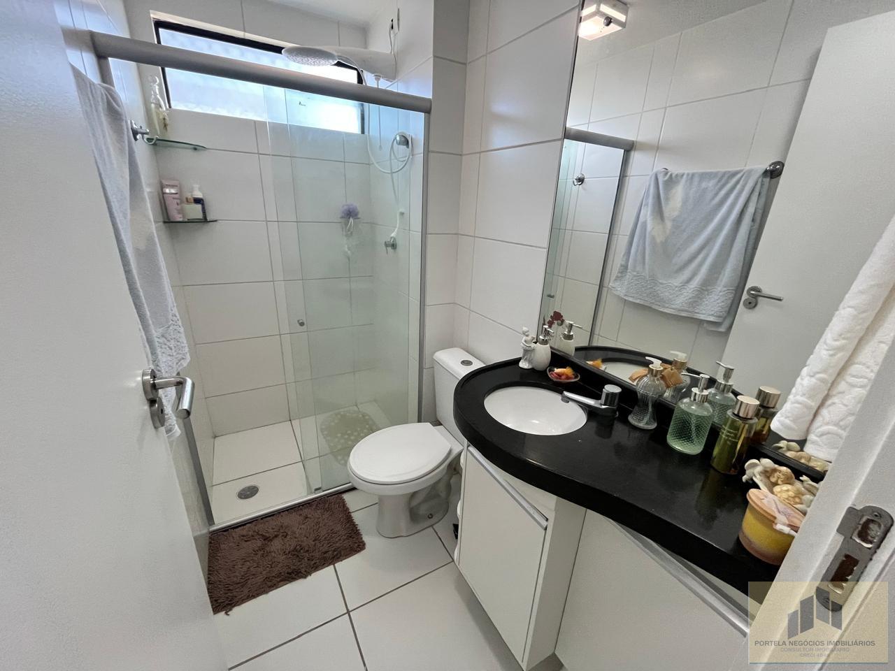 Apartamento à venda com 2 quartos, 62m² - Foto 13