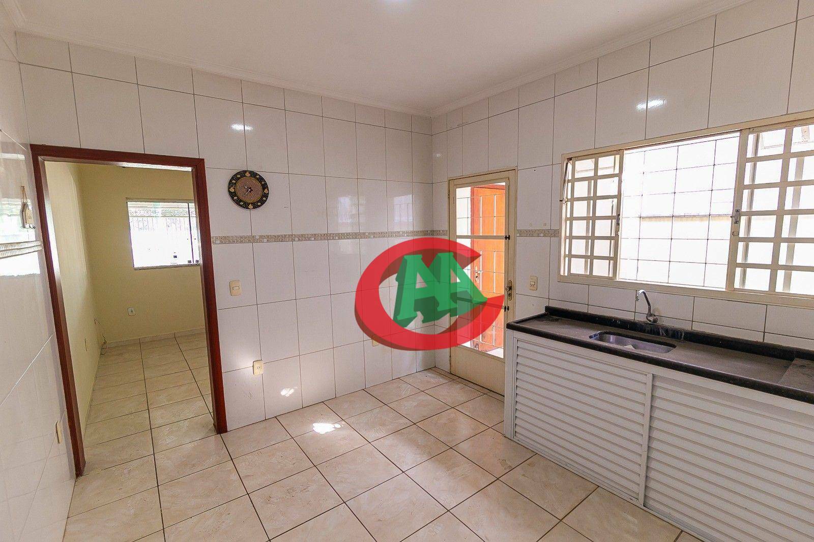 Casa à venda com 3 quartos, 103m² - Foto 8