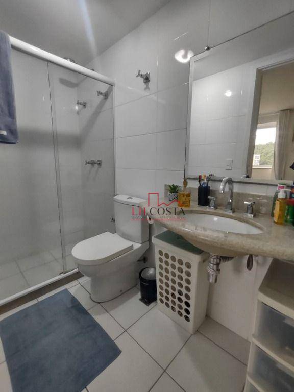 Apartamento à venda com 2 quartos, 70m² - Foto 21