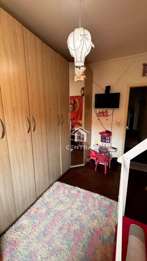 Sobrado à venda com 3 quartos, 200m² - Foto 3