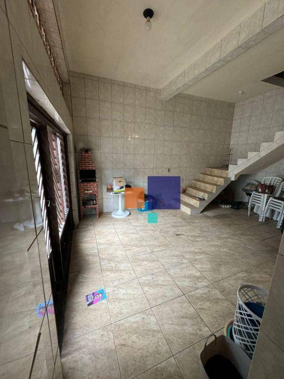 Sobrado à venda com 3 quartos, 200m² - Foto 20