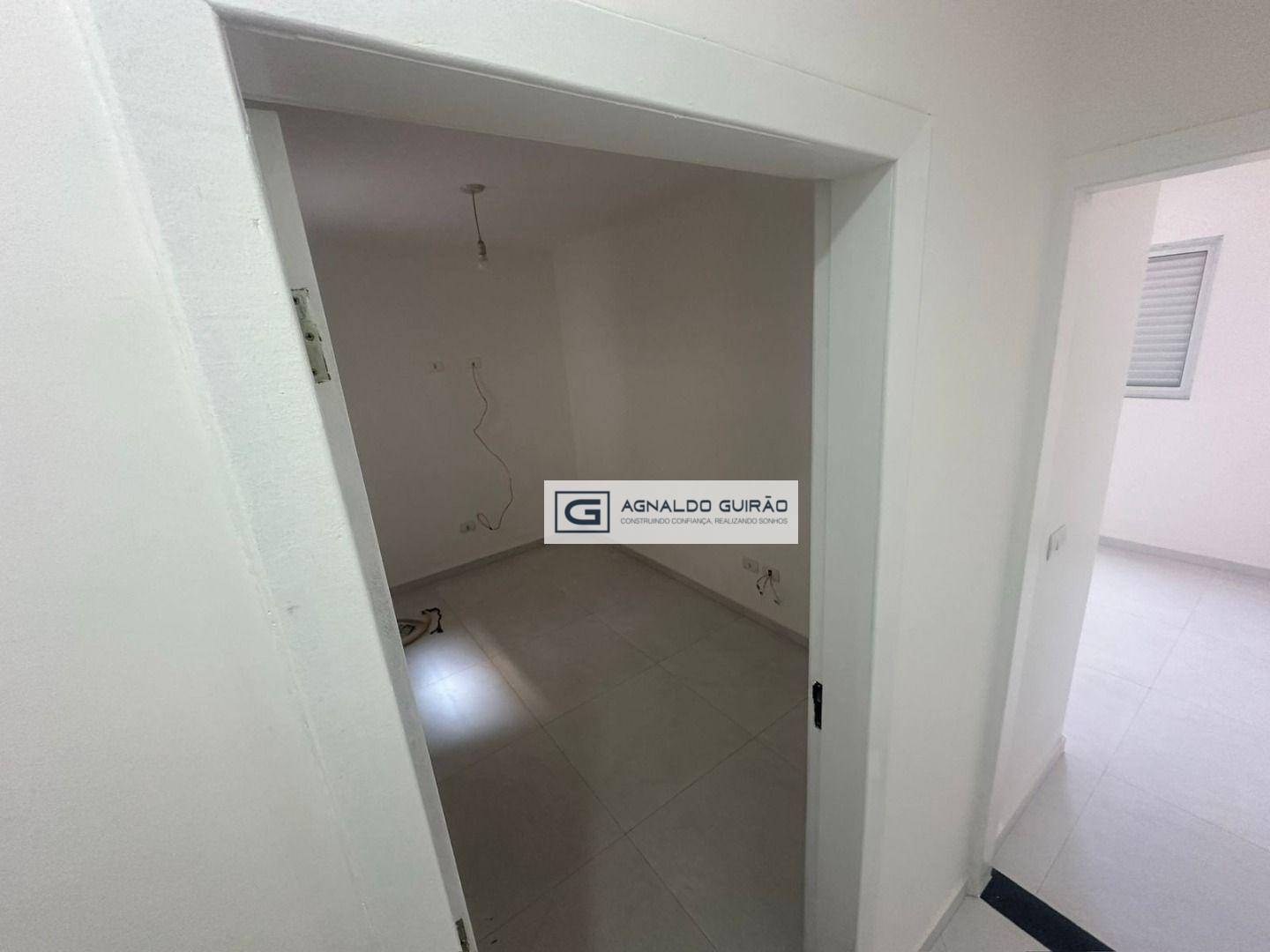 Apartamento à venda com 2 quartos, 49m² - Foto 7