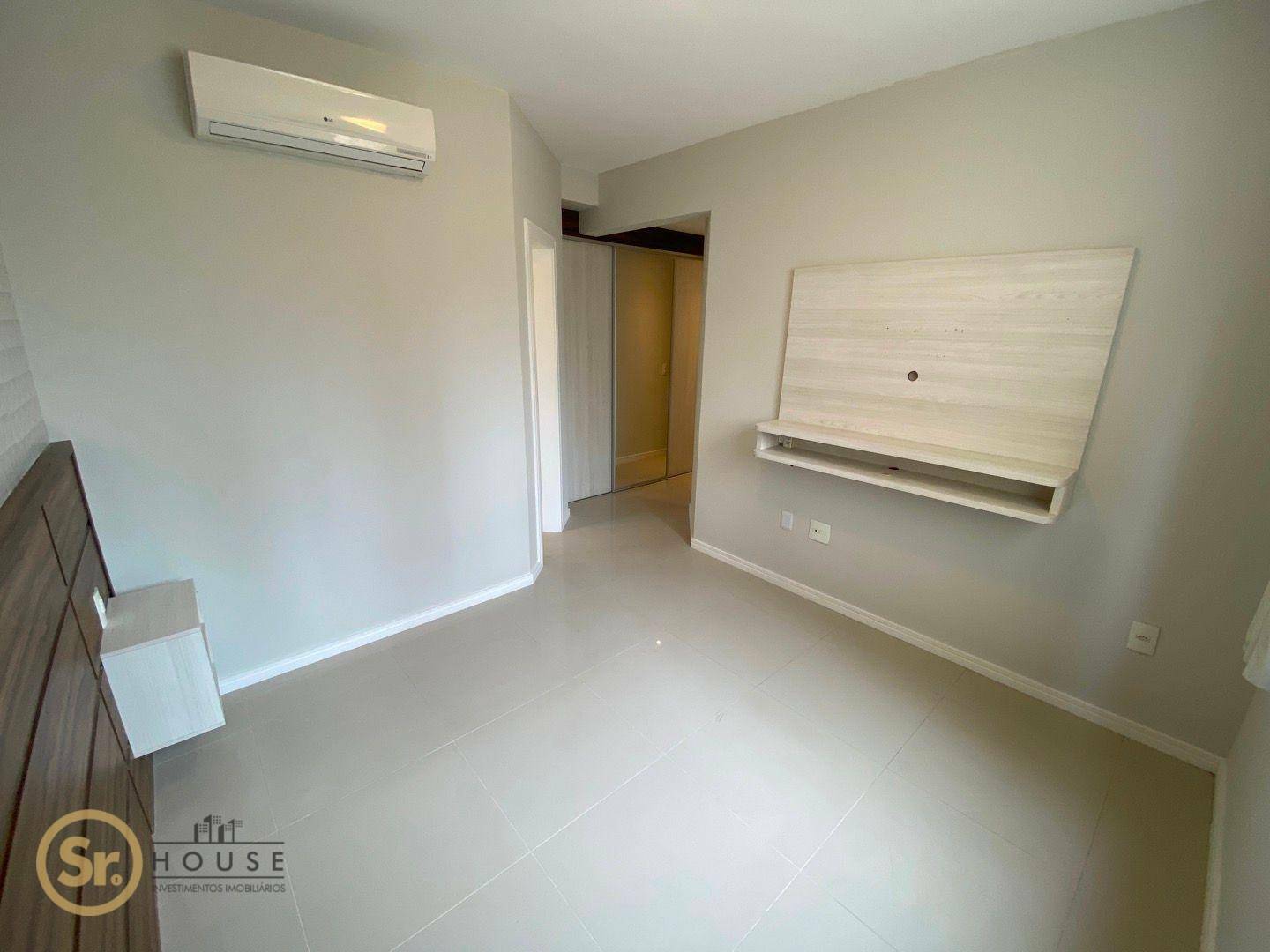 Apartamento à venda com 3 quartos, 160m² - Foto 15