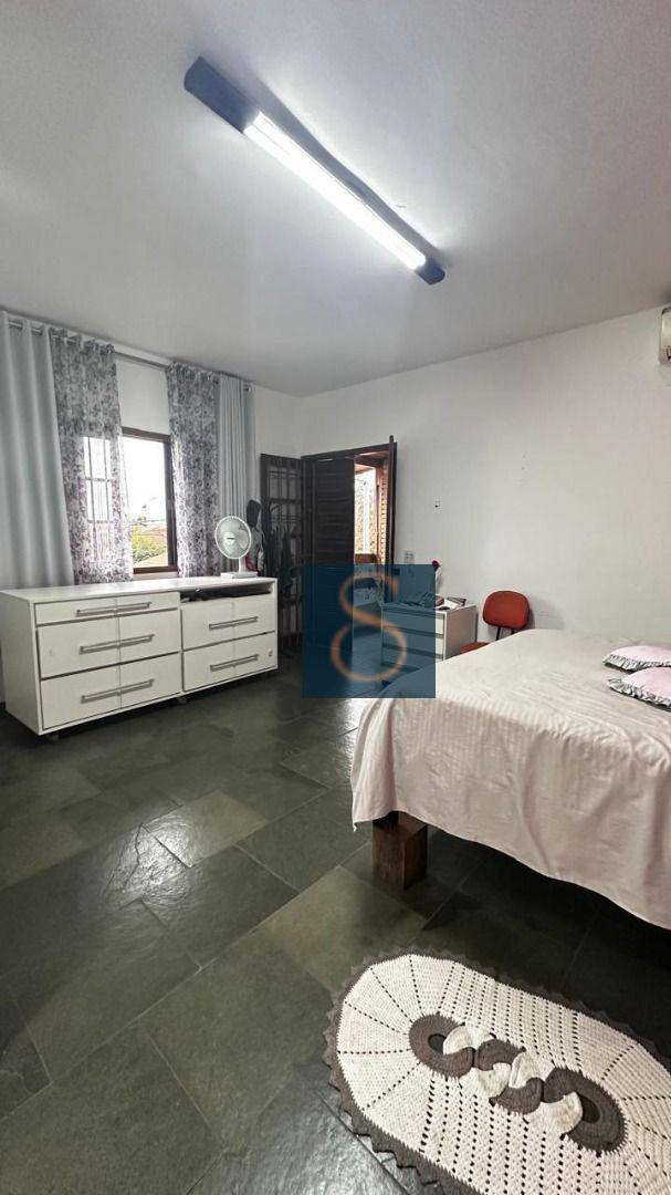 Sobrado à venda com 4 quartos, 216m² - Foto 11