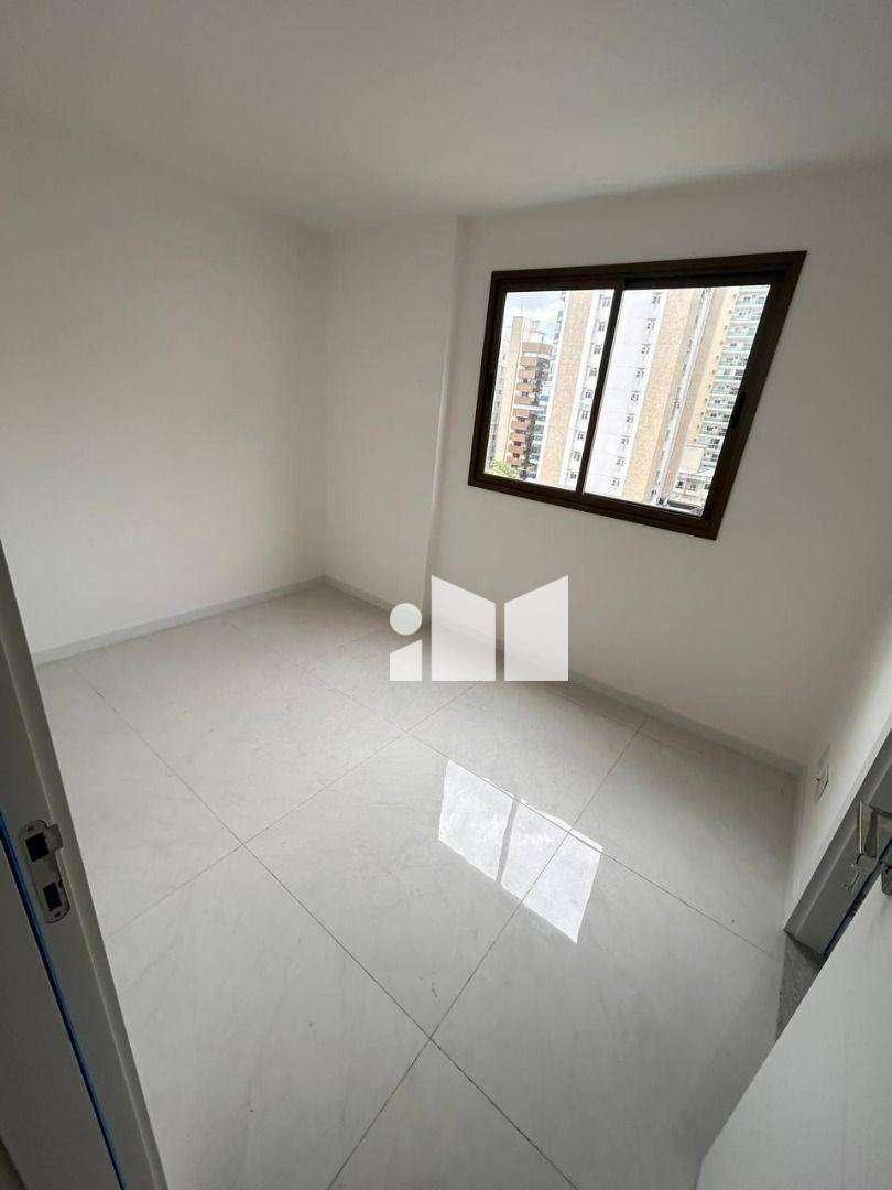 Apartamento à venda com 4 quartos, 150m² - Foto 16