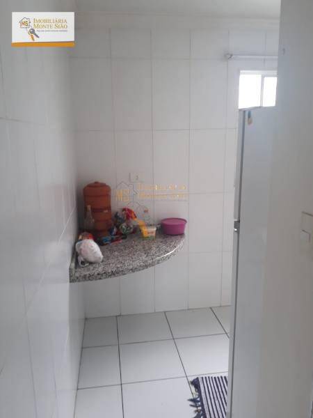 Apartamento à venda com 2 quartos, 75m² - Foto 4