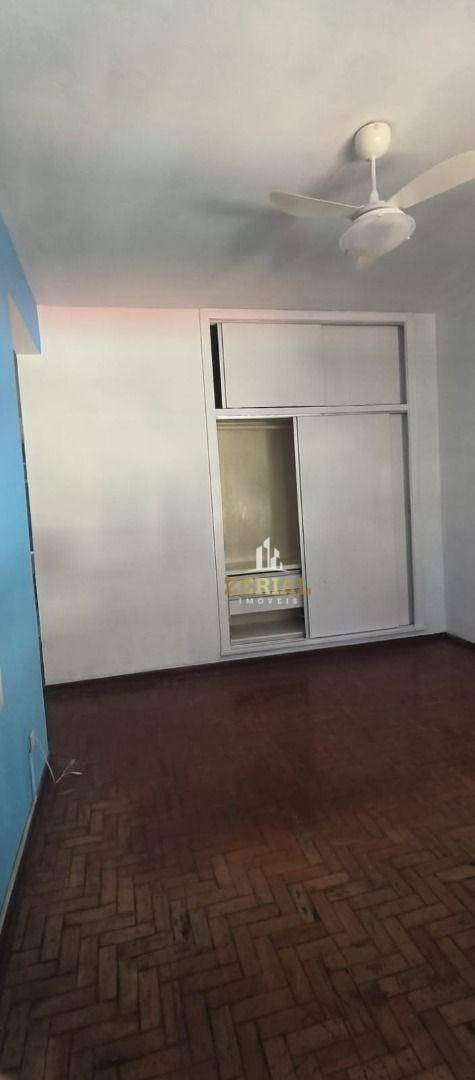 Apartamento para alugar com 3 quartos, 160m² - Foto 18