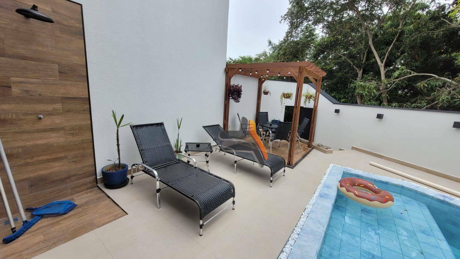 Casa de Condomínio à venda com 3 quartos, 230m² - Foto 9