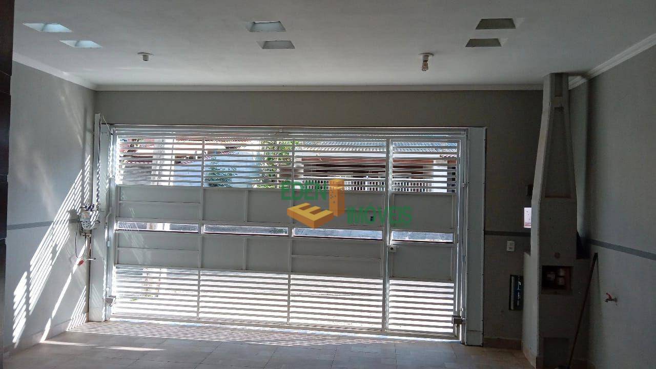 Casa à venda com 3 quartos, 128m² - Foto 2