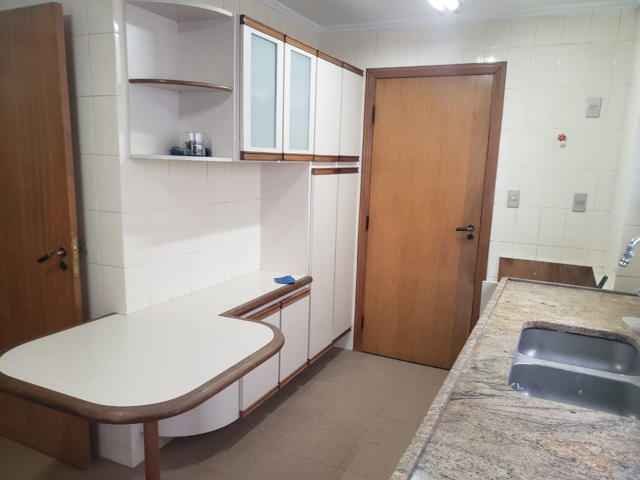 Apartamento à venda com 4 quartos, 160m² - Foto 13