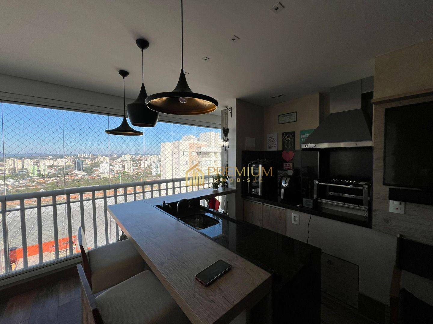 Apartamento à venda com 3 quartos, 125m² - Foto 3