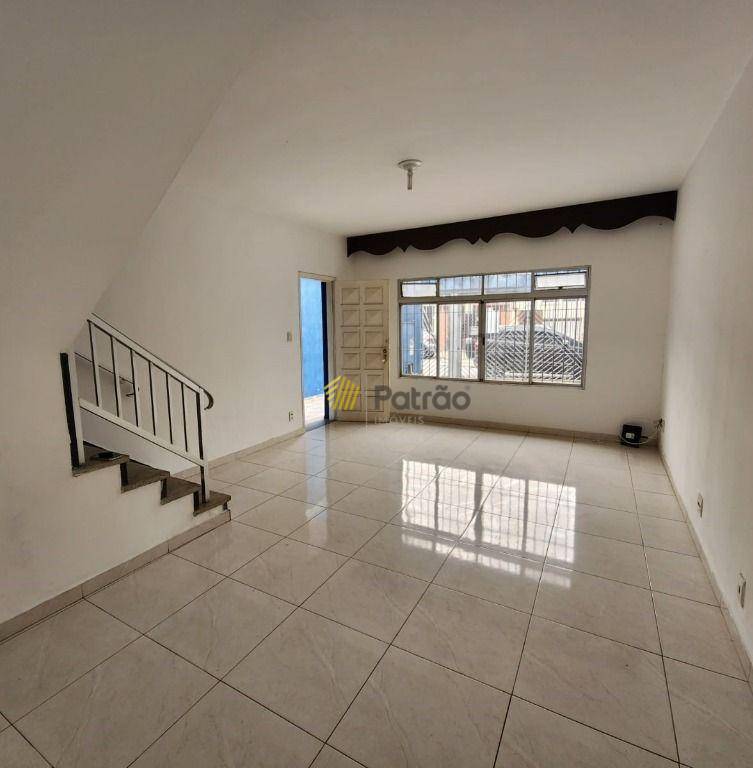 Sobrado para alugar com 2 quartos, 139m² - Foto 1