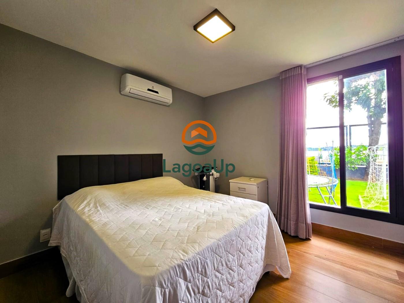 Casa à venda com 4 quartos, 1600m² - Foto 18