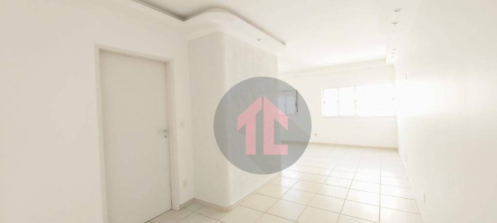 Apartamento à venda com 1 quarto, 55m² - Foto 4