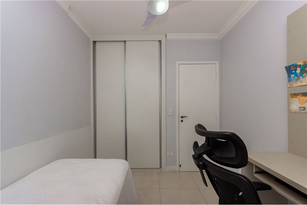 Apartamento à venda com 3 quartos, 104m² - Foto 19