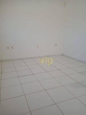 Apartamento à venda com 2 quartos, 70m² - Foto 9