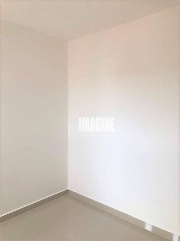 Apartamento à venda com 2 quartos, 44m² - Foto 18