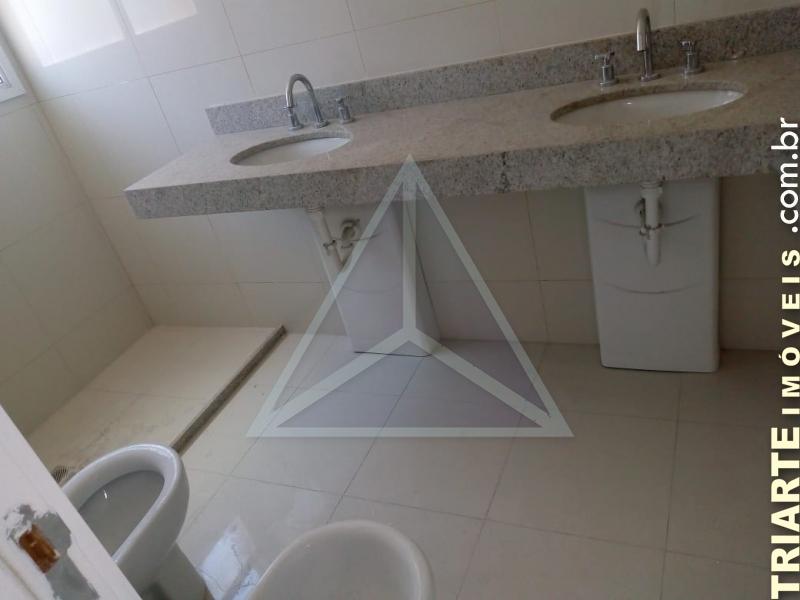 Apartamento à venda com 4 quartos, 194m² - Foto 20