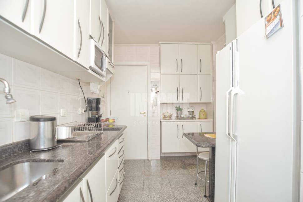 Apartamento à venda com 3 quartos, 84m² - Foto 9