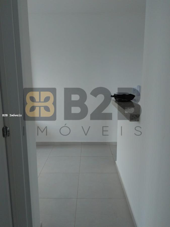 Apartamento à venda com 1 quarto, 33m² - Foto 3