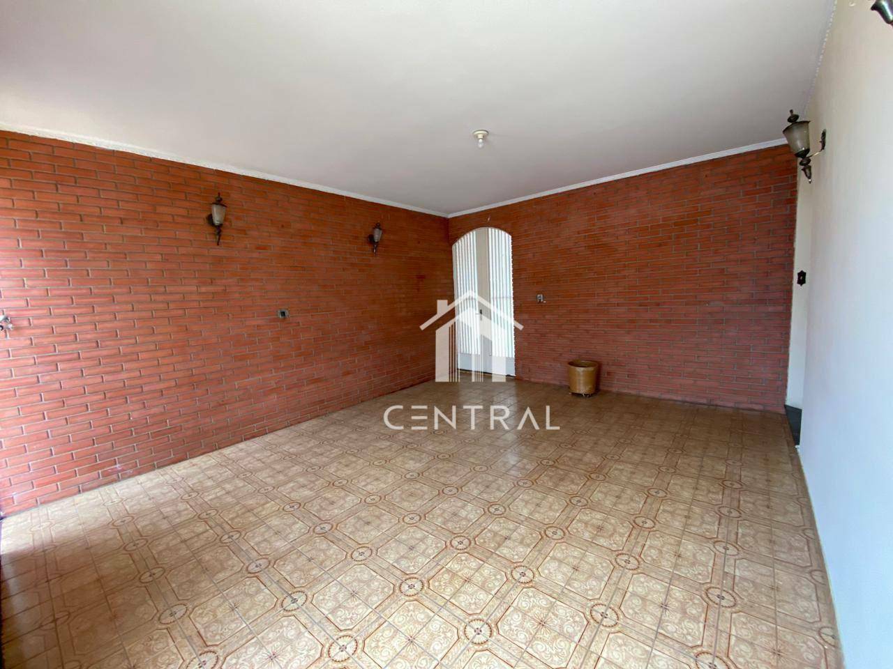 Casa à venda com 3 quartos, 220m² - Foto 6