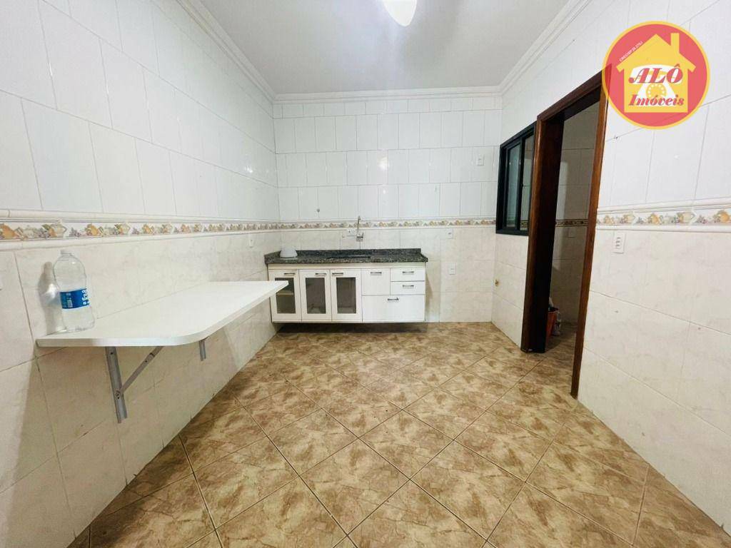 Apartamento à venda com 3 quartos, 137m² - Foto 3