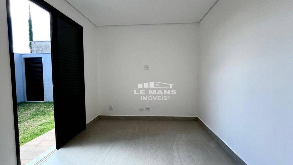 Casa de Condomínio à venda com 4 quartos, 269m² - Foto 18