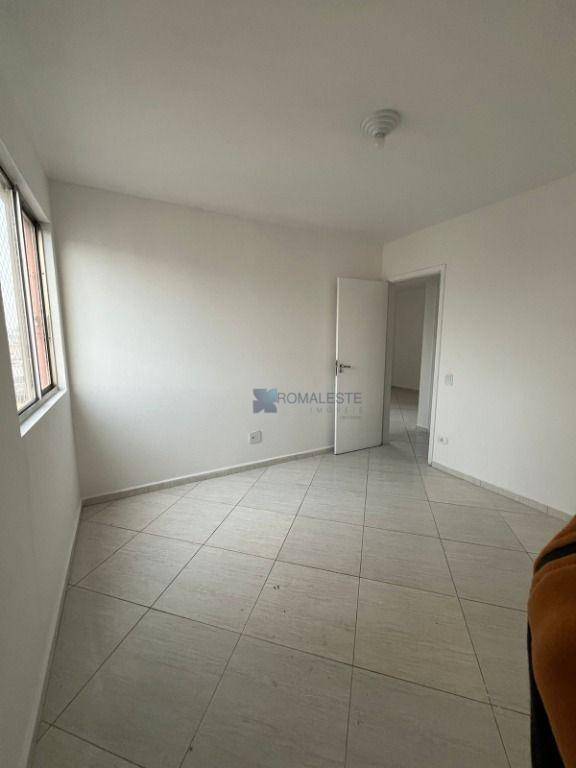 Apartamento à venda com 2 quartos, 45m² - Foto 3