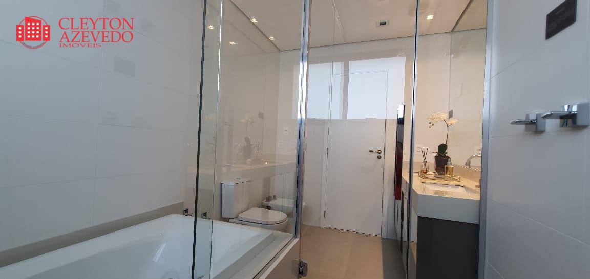 Apartamento à venda com 4 quartos, 228m² - Foto 8