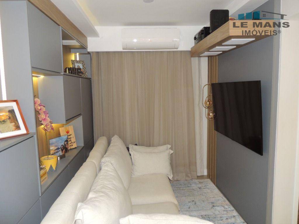 Apartamento à venda com 2 quartos, 60m² - Foto 9