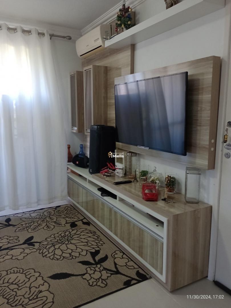 Apartamento à venda com 2 quartos, 46m² - Foto 2