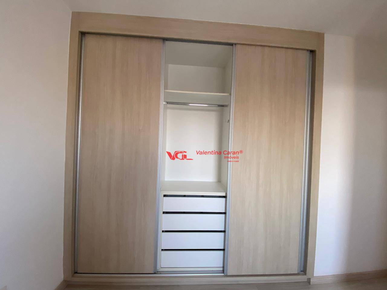 Apartamento para alugar com 2 quartos, 69m² - Foto 12