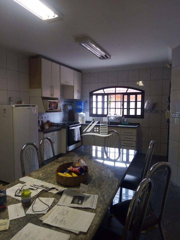 Sobrado à venda com 3 quartos, 190m² - Foto 7