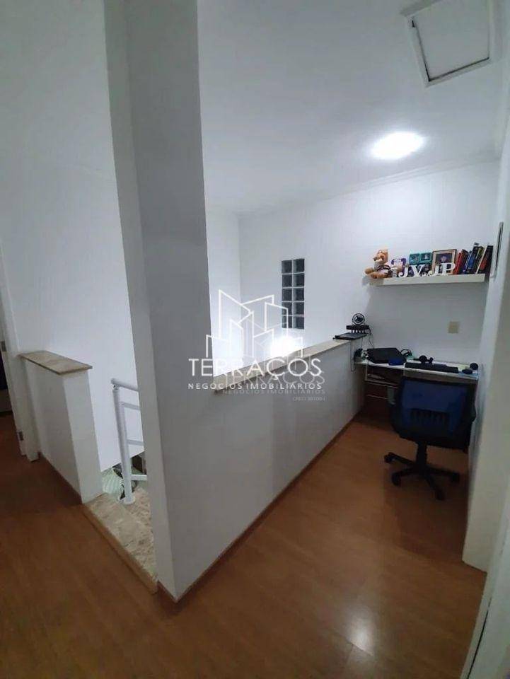 Casa de Condomínio à venda com 3 quartos, 140m² - Foto 13