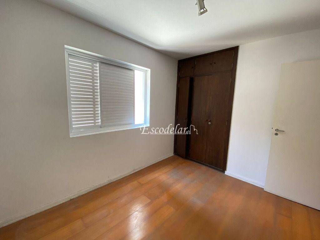 Apartamento para alugar com 3 quartos, 157m² - Foto 4