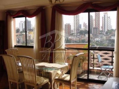 Apartamento à venda com 4 quartos, 160m² - Foto 2