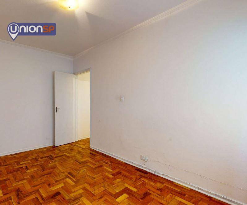 Apartamento à venda com 1 quarto, 40m² - Foto 12