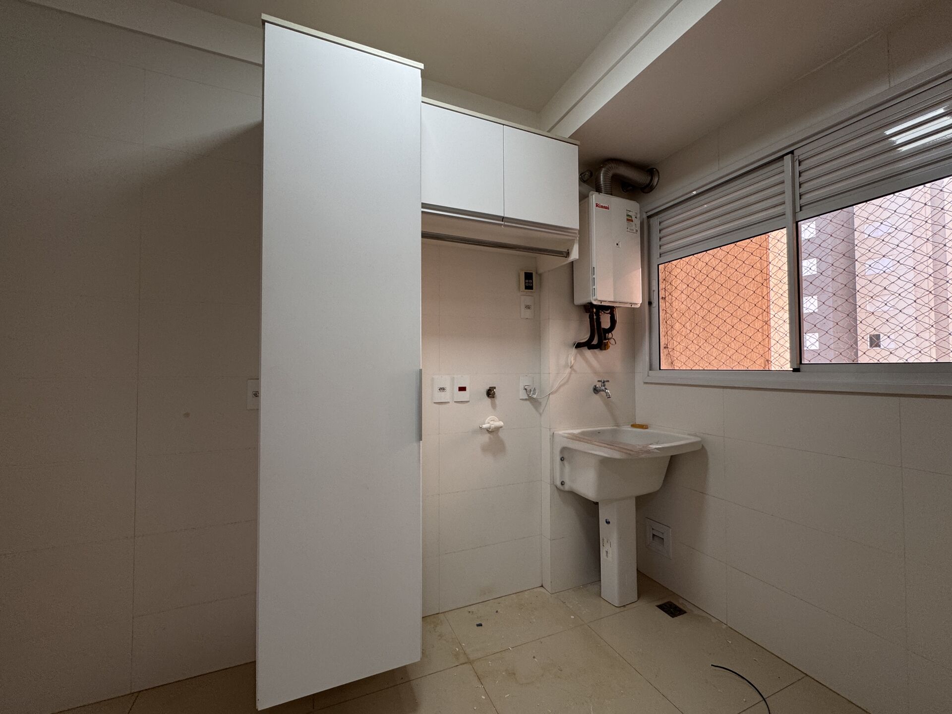 Apartamento para alugar com 3 quartos, 125m² - Foto 19