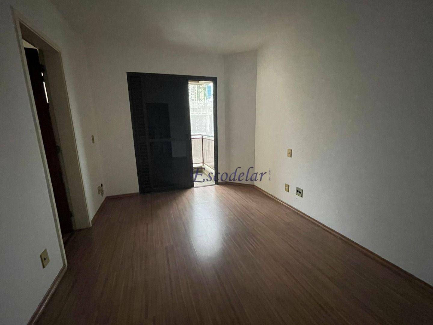 Apartamento à venda com 4 quartos, 200m² - Foto 15