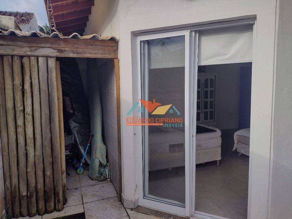 Casa para alugar com 5 quartos, 600m² - Foto 42