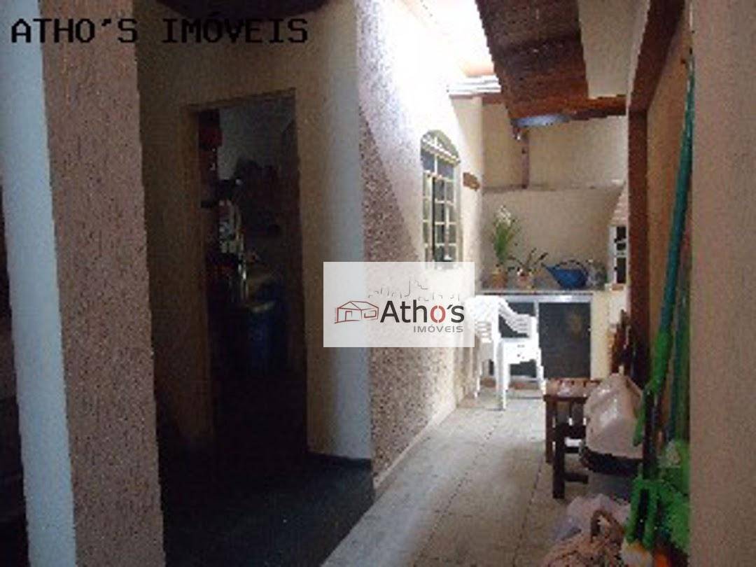 Casa à venda com 5 quartos, 191m² - Foto 18