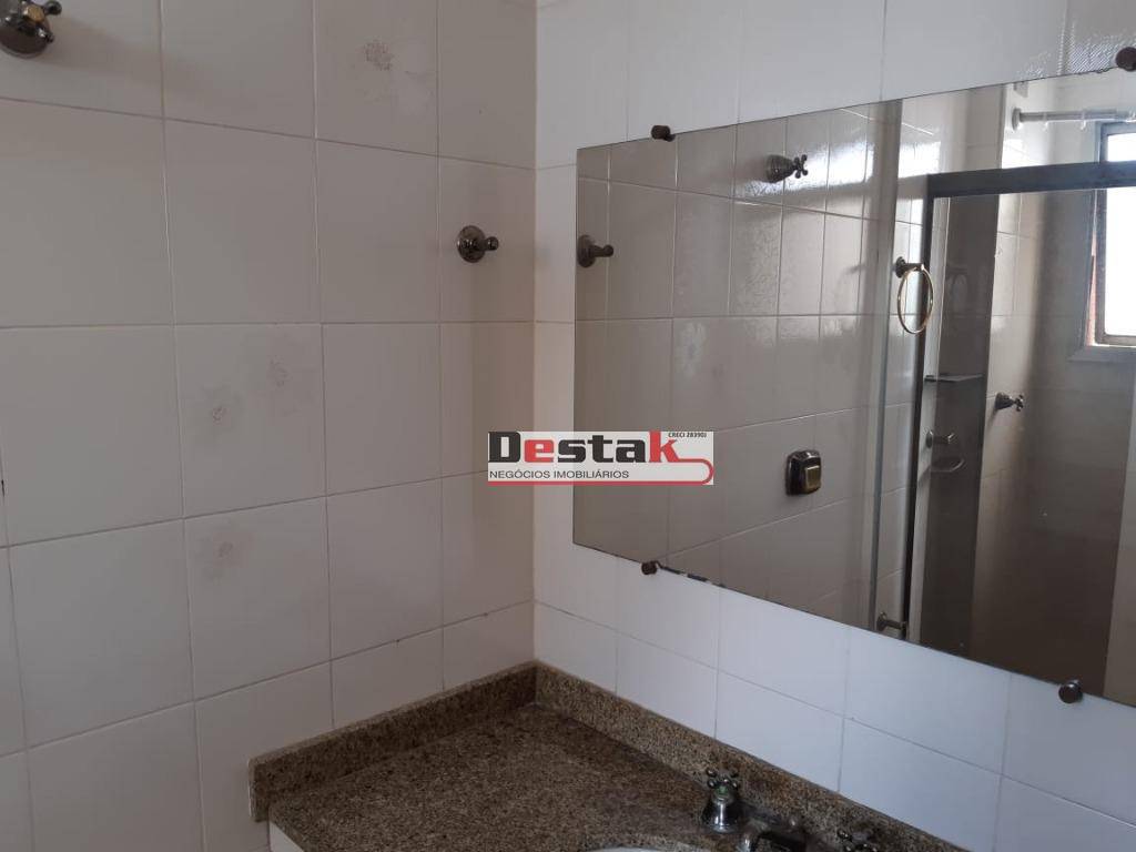 Apartamento à venda com 3 quartos, 87m² - Foto 2