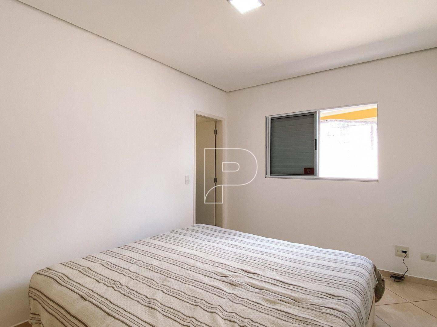 Casa de Condomínio para alugar com 4 quartos, 200m² - Foto 18
