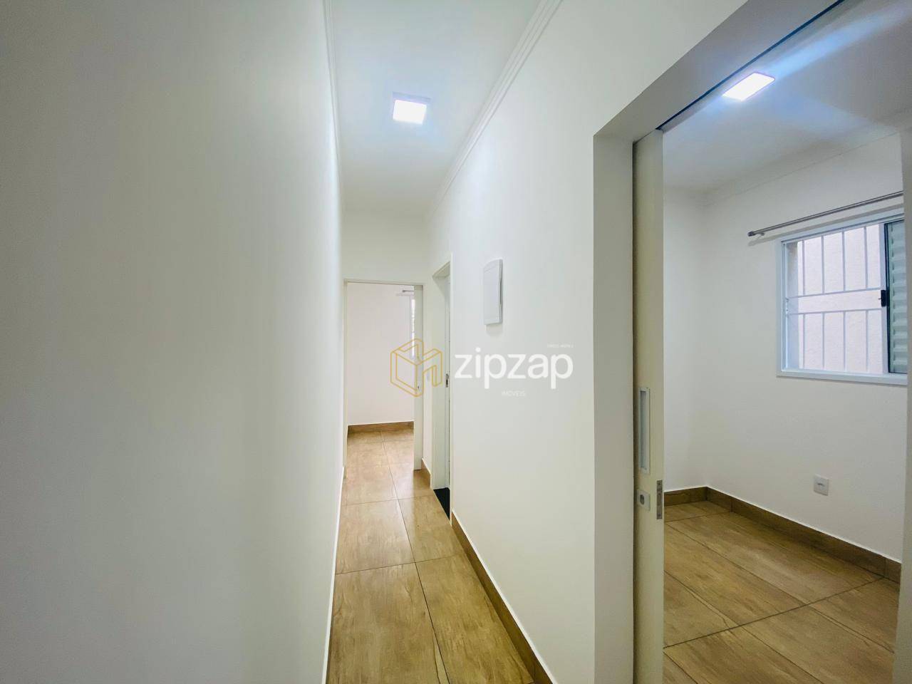 Casa para alugar com 2 quartos, 50m² - Foto 7