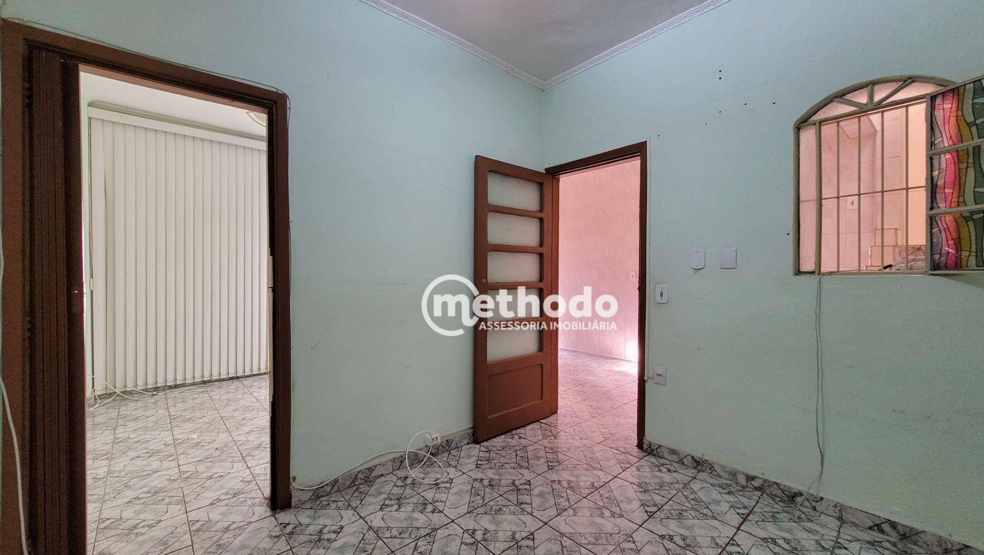 Casa à venda com 6 quartos, 250m² - Foto 55