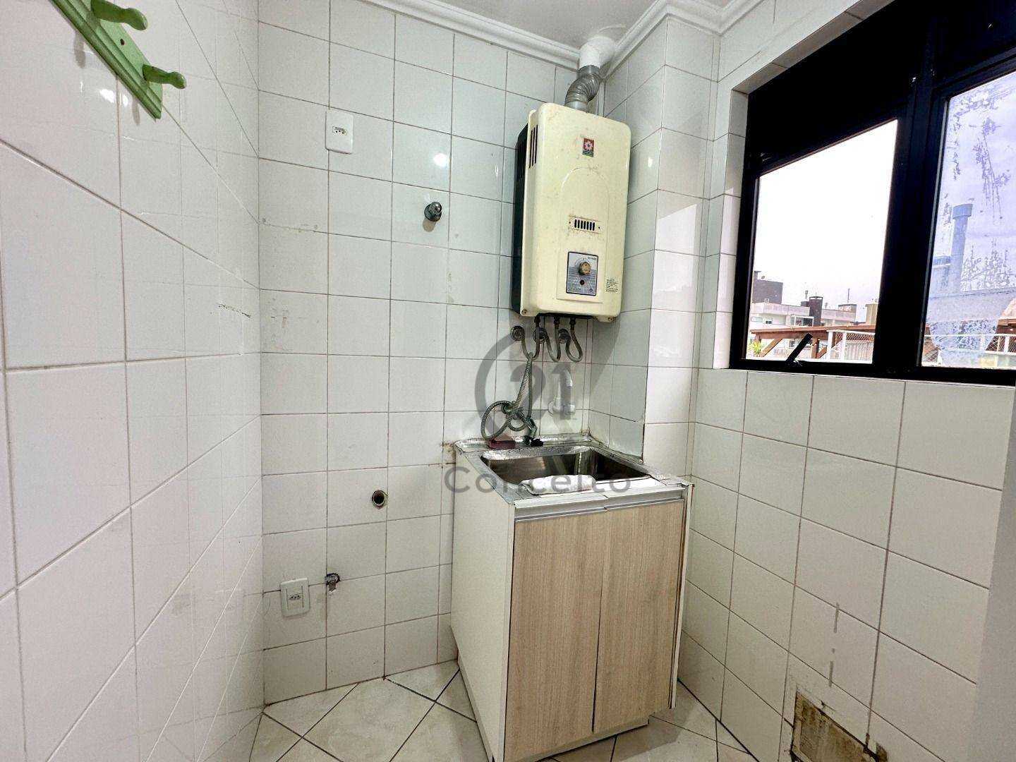 Apartamento à venda com 3 quartos, 212m² - Foto 21