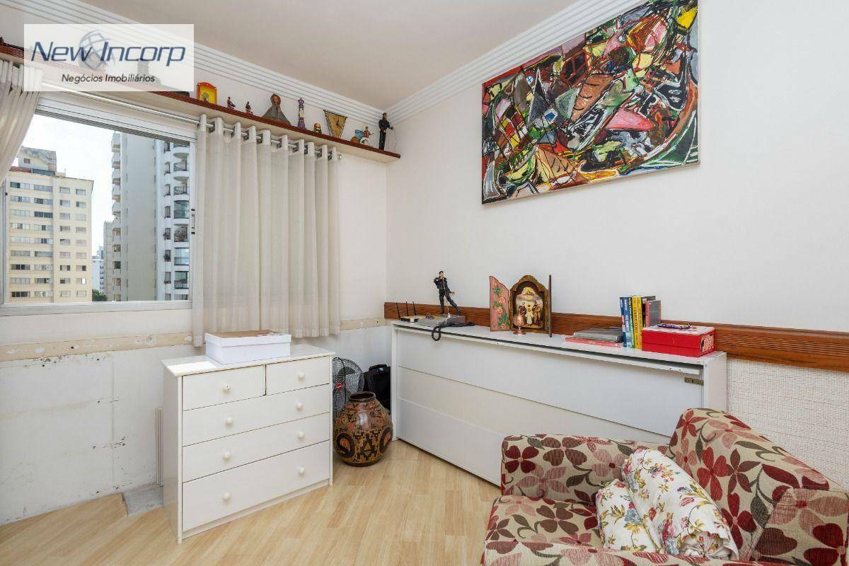 Apartamento à venda com 3 quartos, 208m² - Foto 23