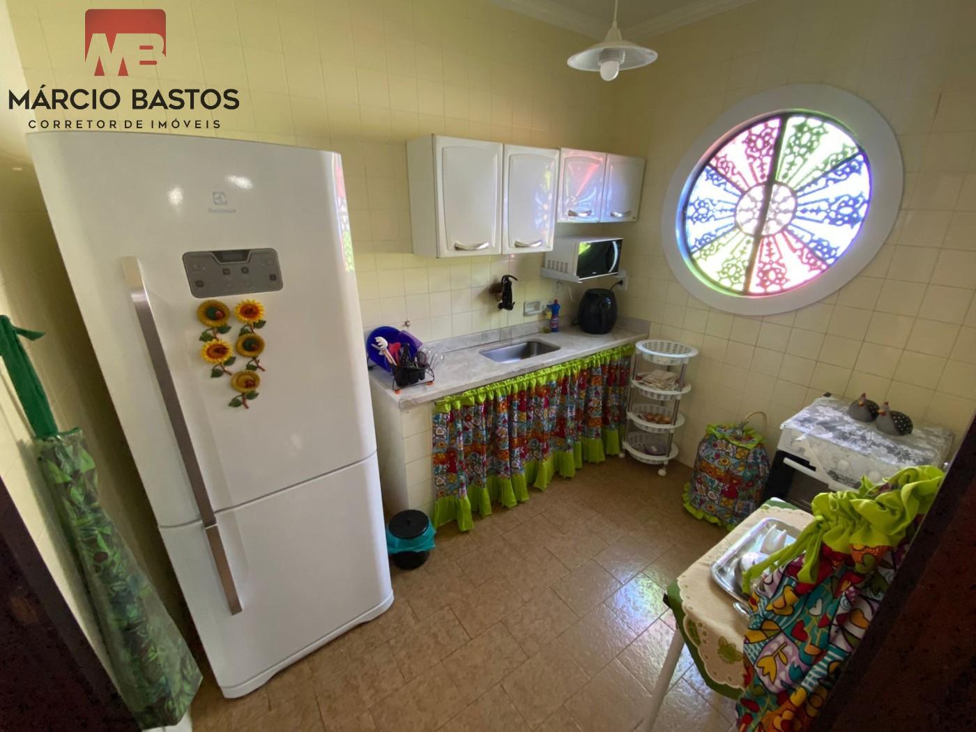 Casa à venda com 3 quartos, 525m² - Foto 3