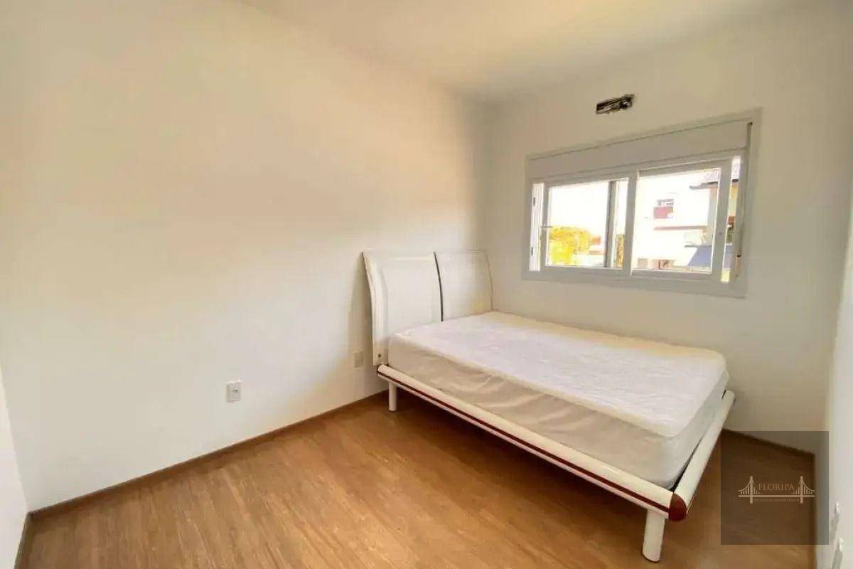 Casa de Condomínio à venda com 4 quartos, 385m² - Foto 15